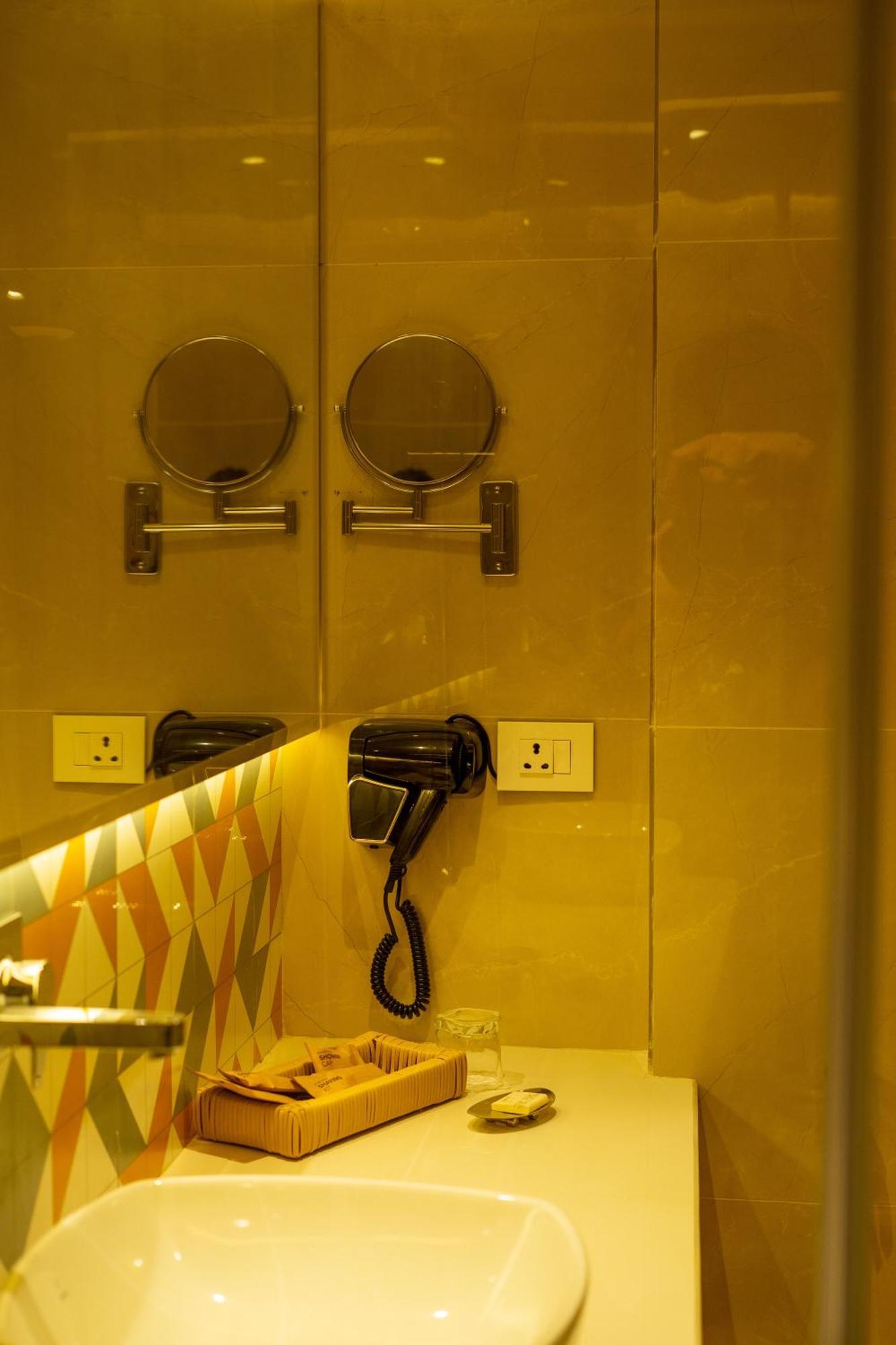 Best Western Ah1 Amritsar Eksteriør bilde